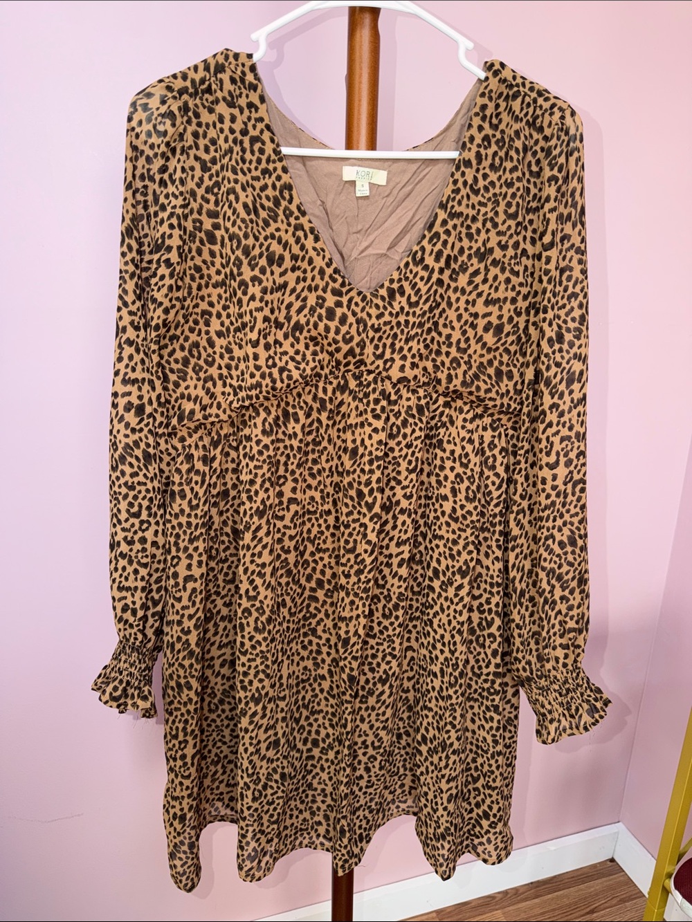 Kori Leopard-Print V-Neck Long Sleeve Dress in Brown and Black